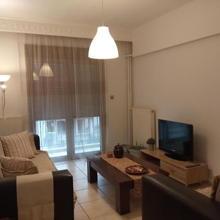 Isavrou Apartment Komotini Buitenkant foto