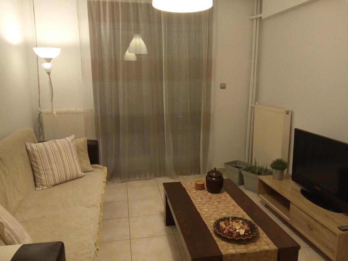 Isavrou Apartment Komotini Buitenkant foto