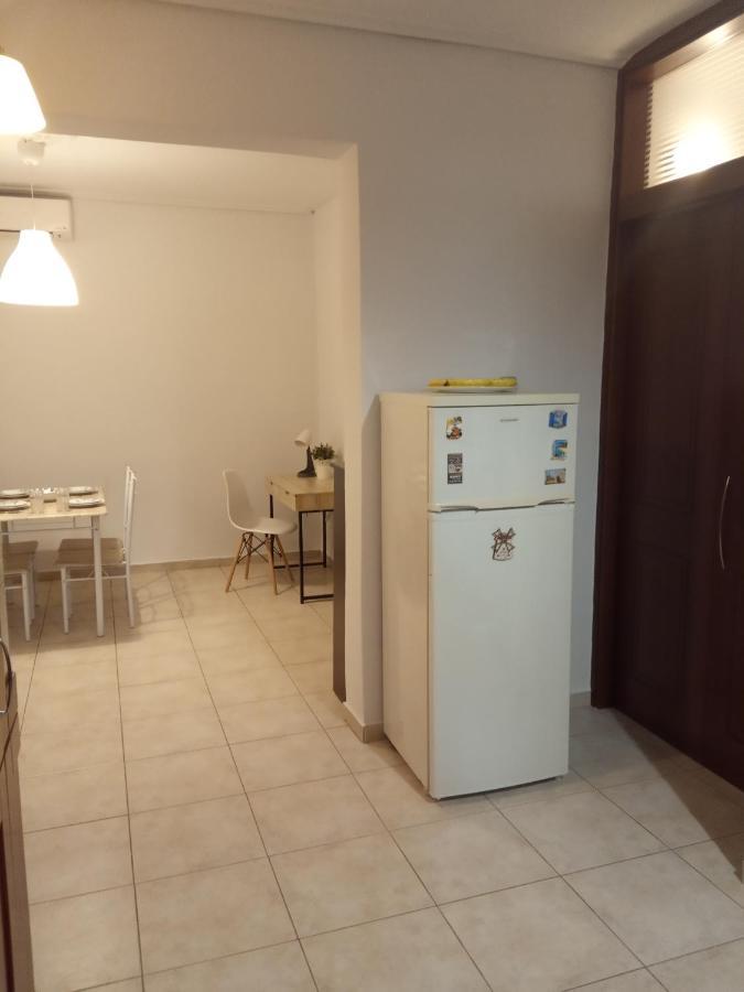 Isavrou Apartment Komotini Buitenkant foto